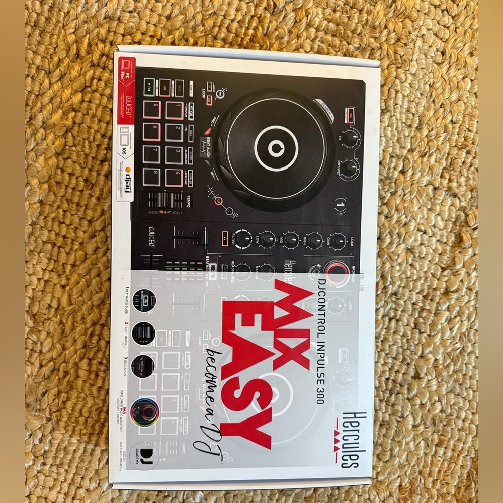 DJ set - Hercules Inpulse 300